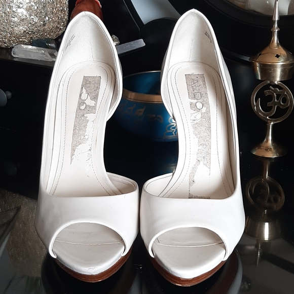 ALDO HEELS - Picture 4 of 4